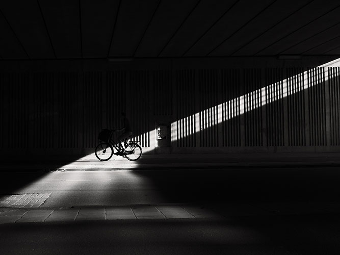 Photo of a cyclist in Amsterdam